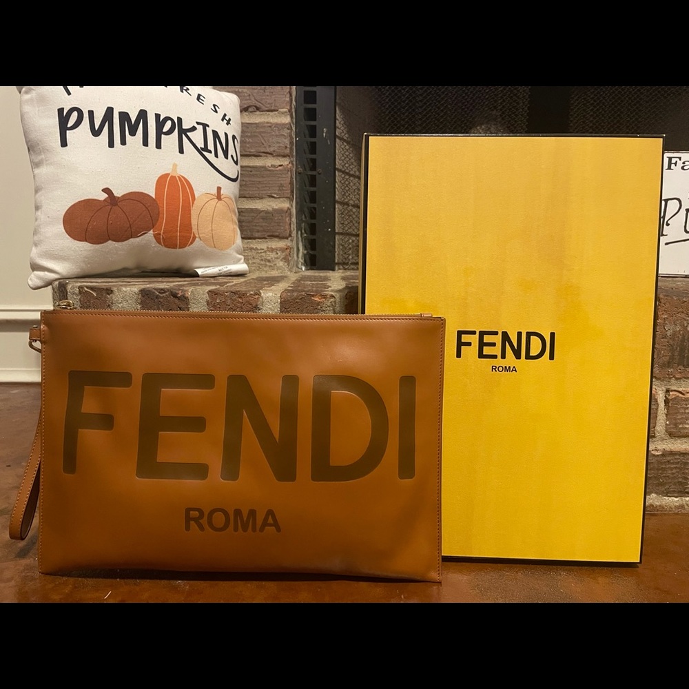 FENDI ROMA POUCH 100% Authentic
